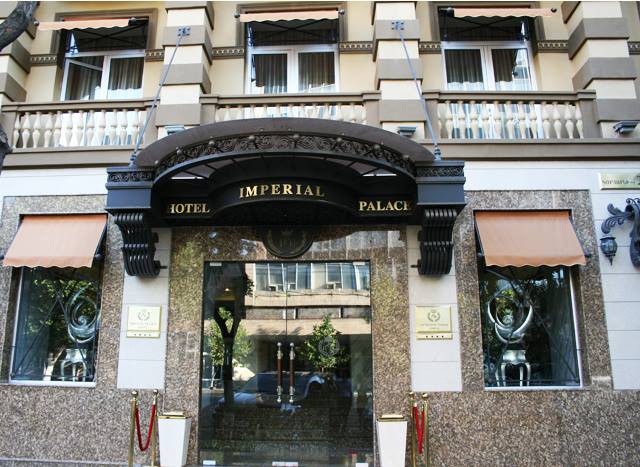 hotel-img