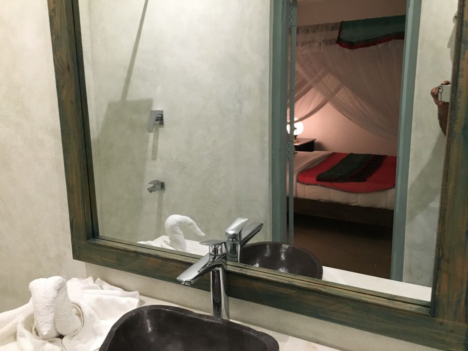 hotel-img